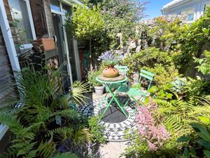 Photo 17- click for photo gallery